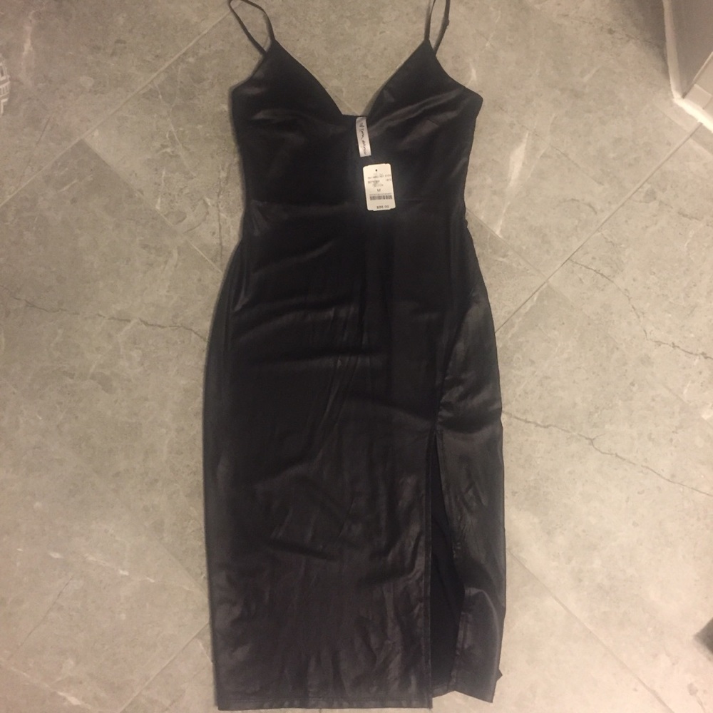 NWT  Black Dress